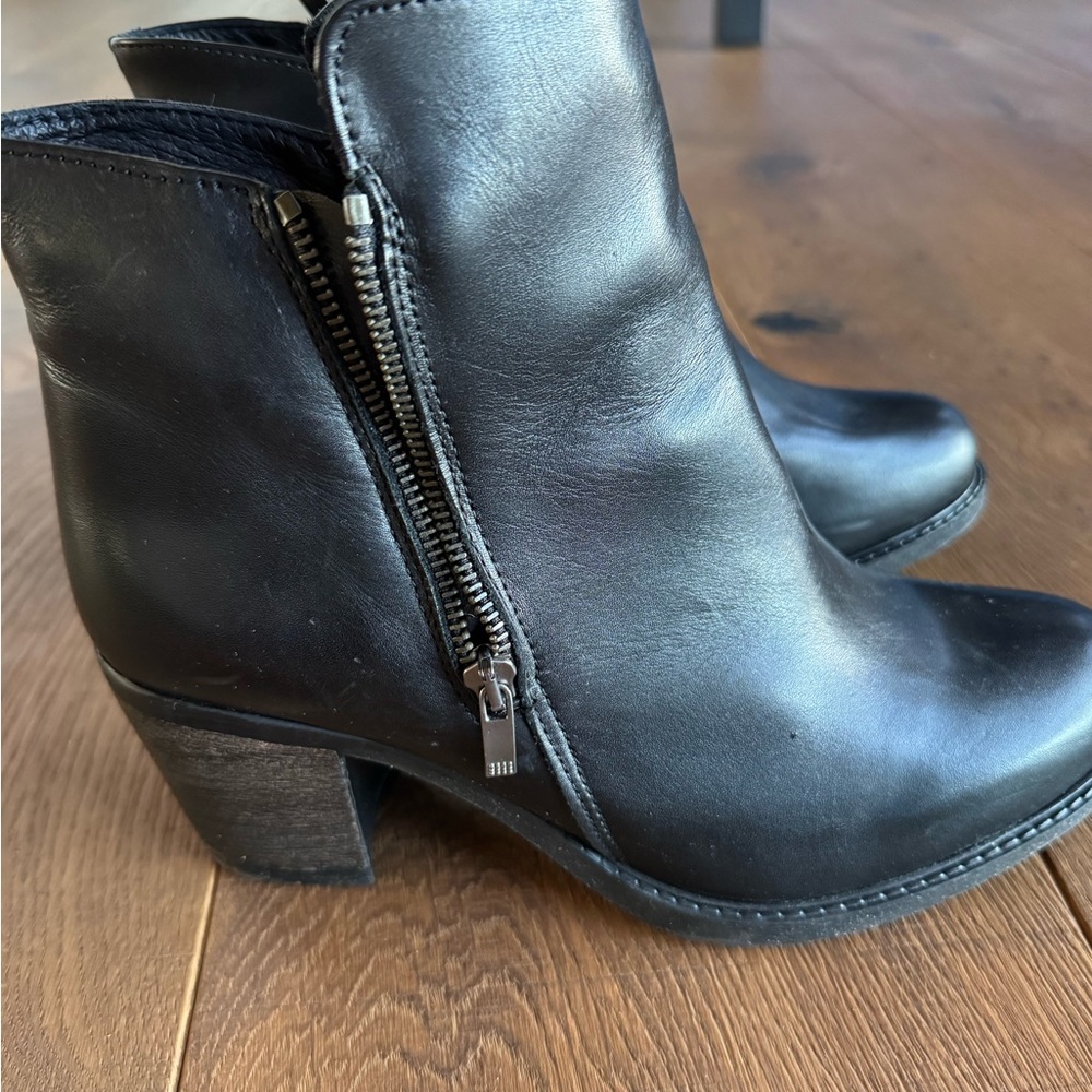 Eric Michael Black Leather Ankle Boots